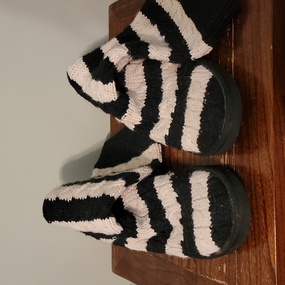 Black and white knit Ugg boots